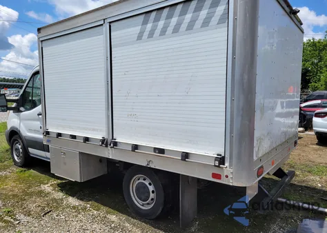 2017 Ford Transit Chassis z USA, uszkodzony, nr VIN 1FDYR5ZM3HKA52732